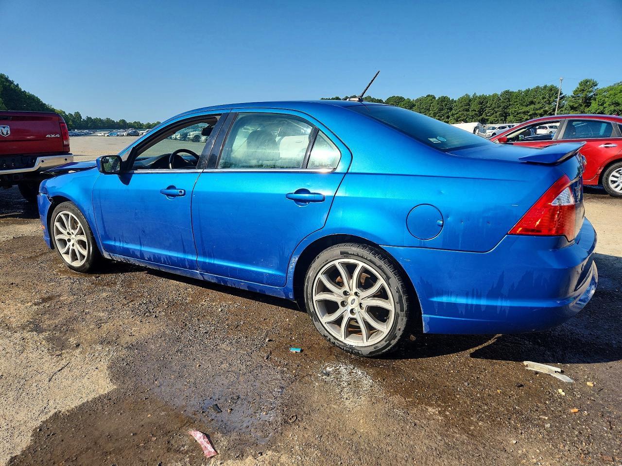 2011 Ford Fusion Se - Фото 2