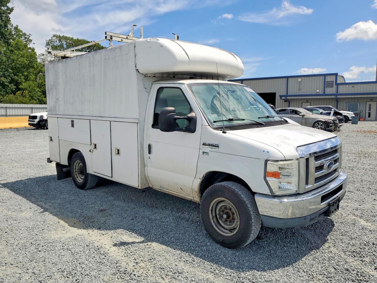 2012 Ford Econoline - Фото 4