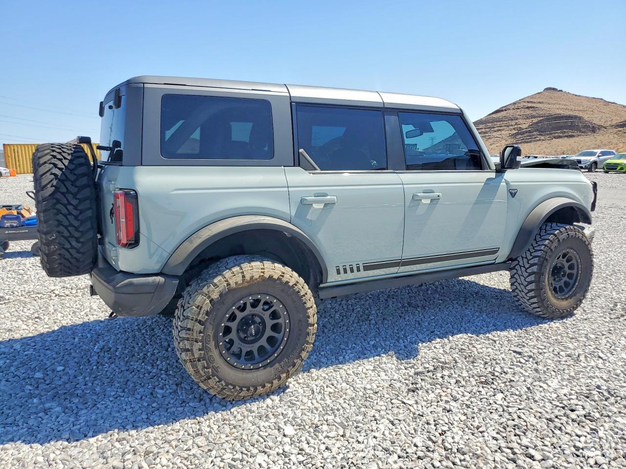 2021 Ford Bronco First Edition - Фото 3