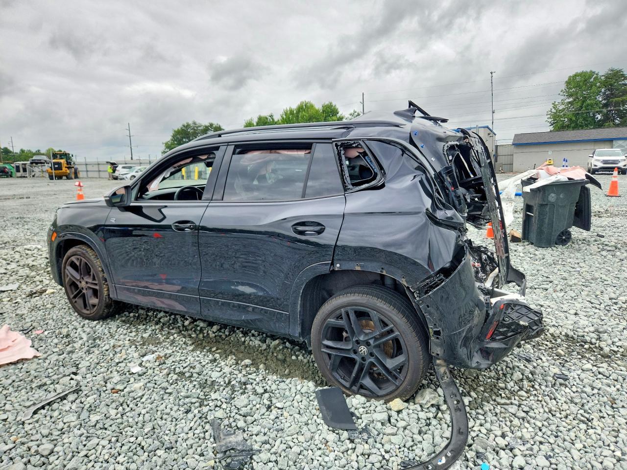 2025 Volkswagen Tiguan Se R-Line Black - Фото 2