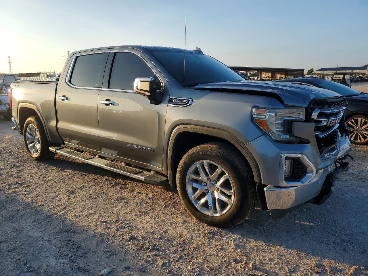 2020 GMC Sierra K1500 Slt - Image 4