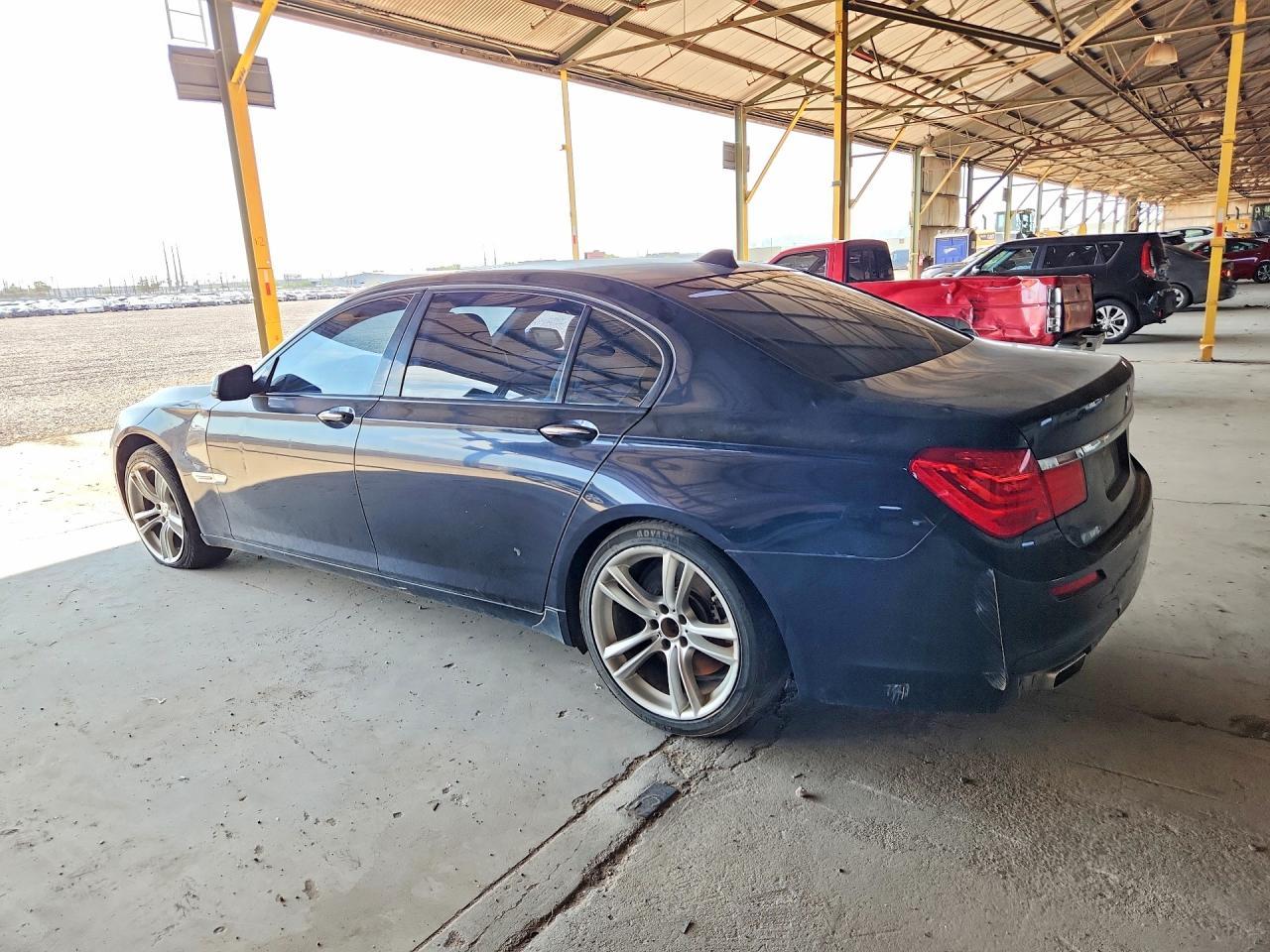 2012 BMW 750 Li - Image 2