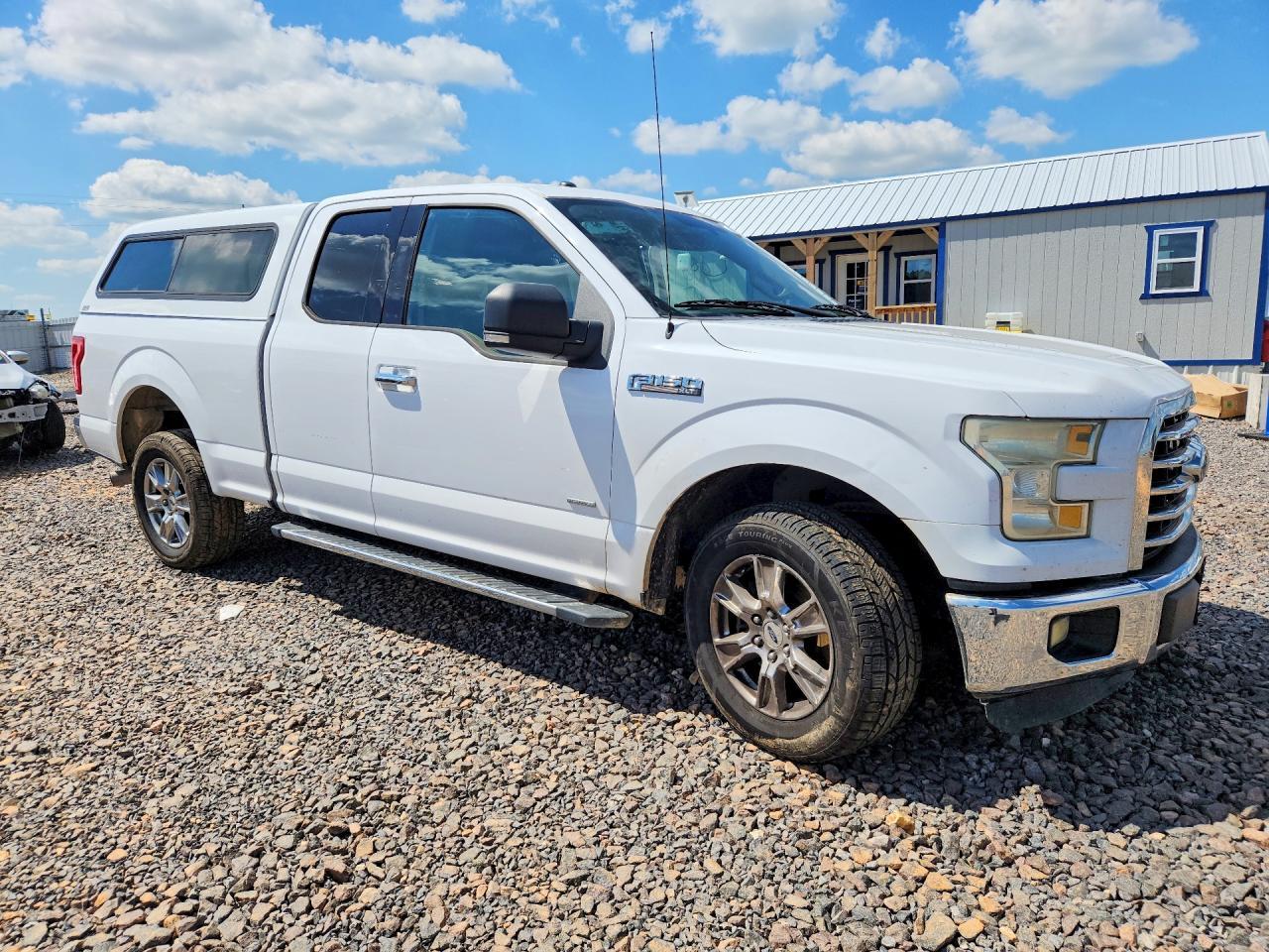 2015 Ford F150 Super Cab - Image 4