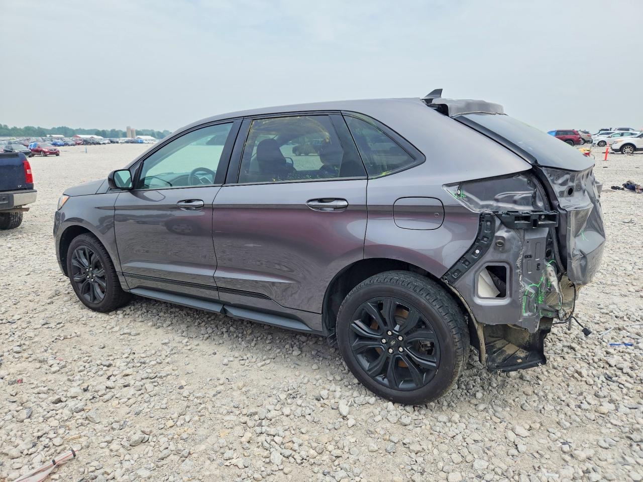 2022 Ford Edge Se - Фото 2