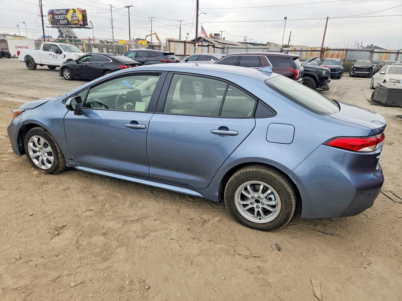 2026 Toyota Corolla Hybrid Le - Фото 2