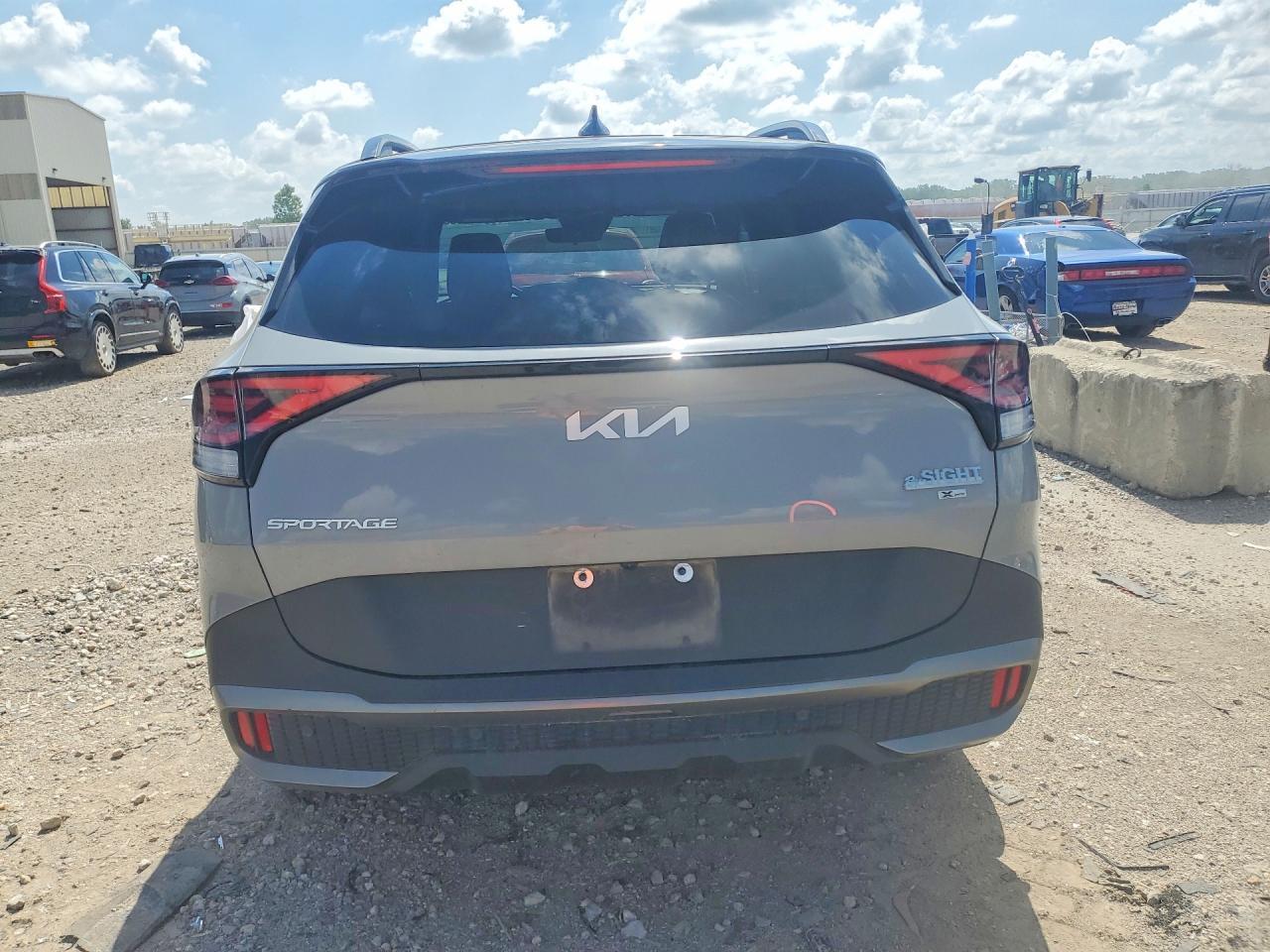 2023 Kia Sportage X-Pro Prestige - Image 6
