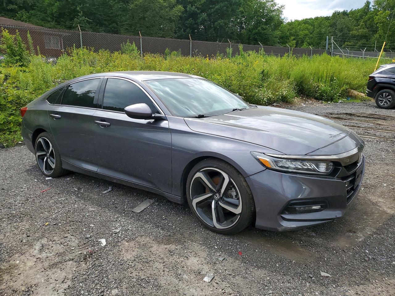 2018 Honda Accord Sport - Image 4