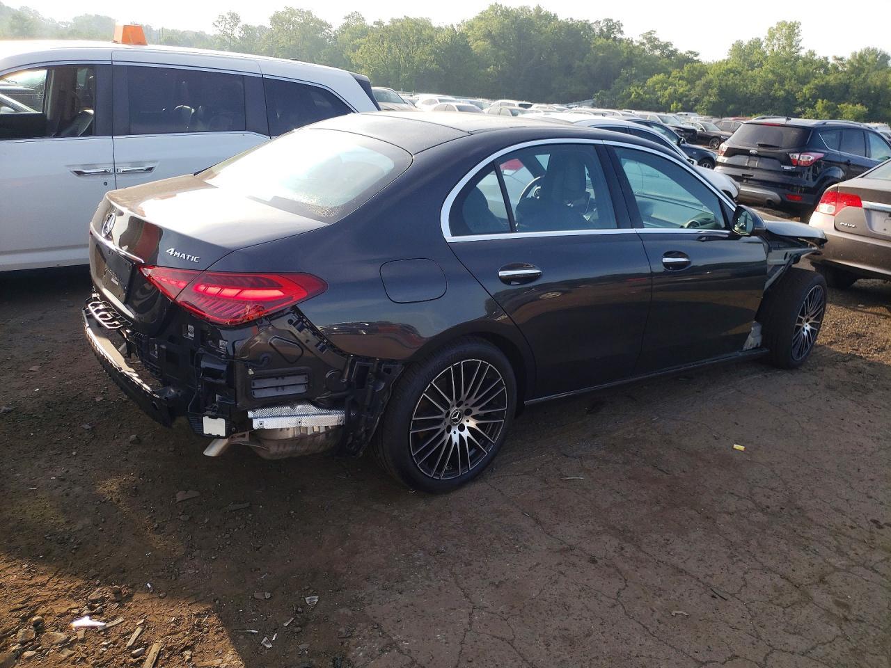2025 Mercedes-Benz C 300 4Matic - Image 3