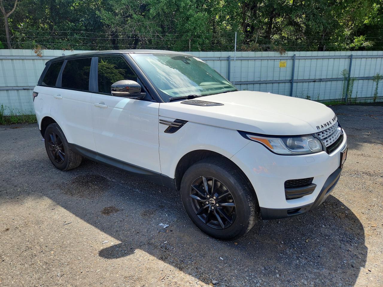 2015 Land Rover Range Rover Sport Se - Image 4