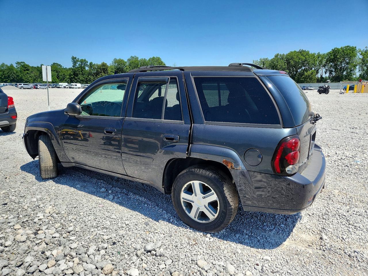2006 Chevrolet Trailblazer Ls - Фото 2