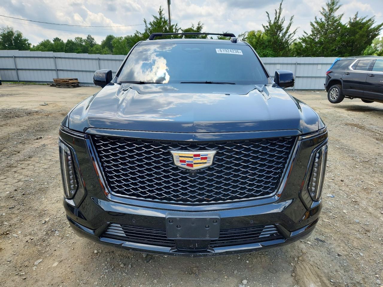 2025 Cadillac Escalade Esv Sport Platinum - Image 5