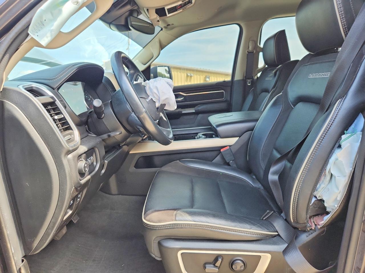 2022 Ram 1500 Laramie - Фото 7