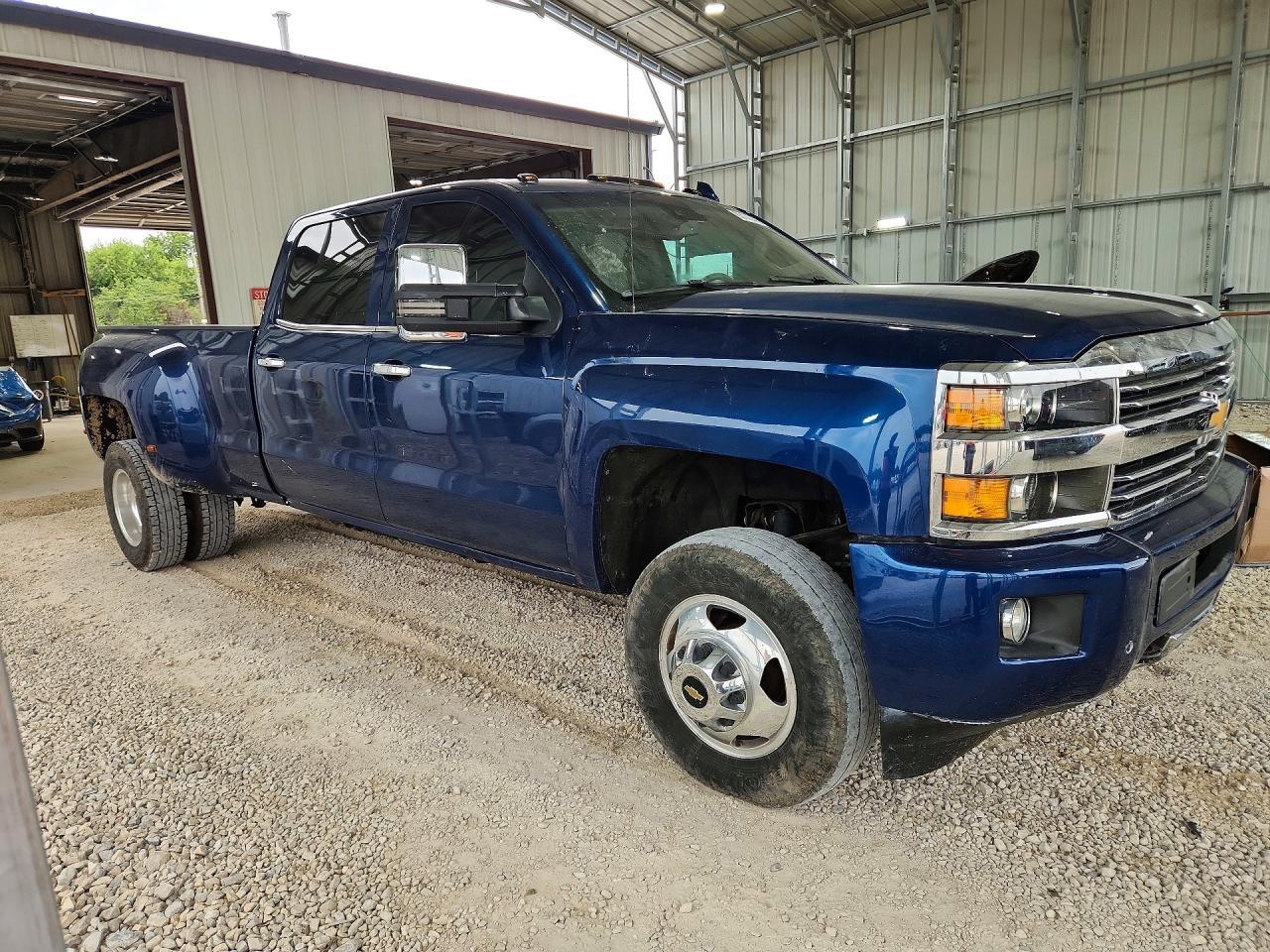 2016 Chevrolet Silverado K3500 High Country - Image 4
