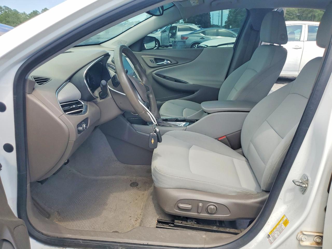2017 Chevrolet Malibu Lt - Image 7