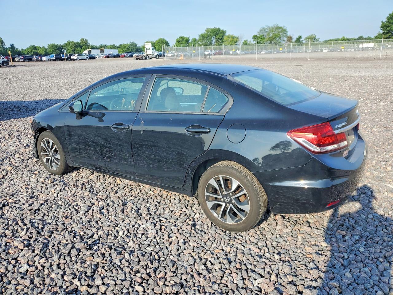 2015 Honda Civic Ex - Фото 2