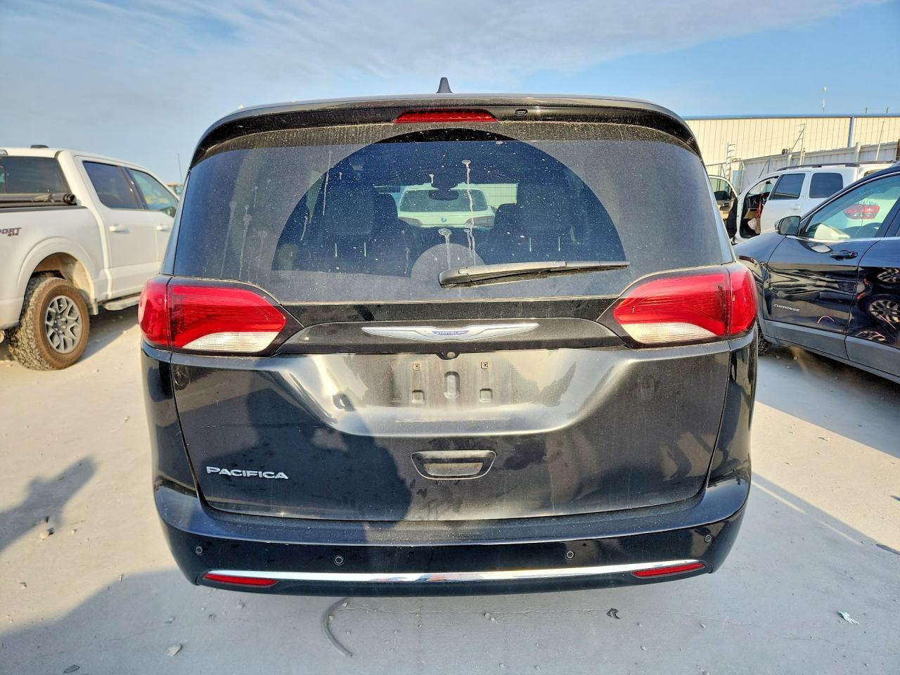 2020 Chrysler Pacifica Touring L - Image 6