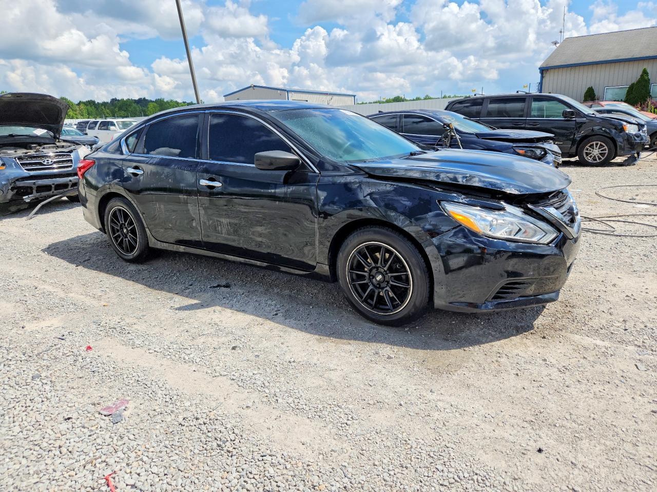 2016 Nissan Altima 2.5 S - Фото 4