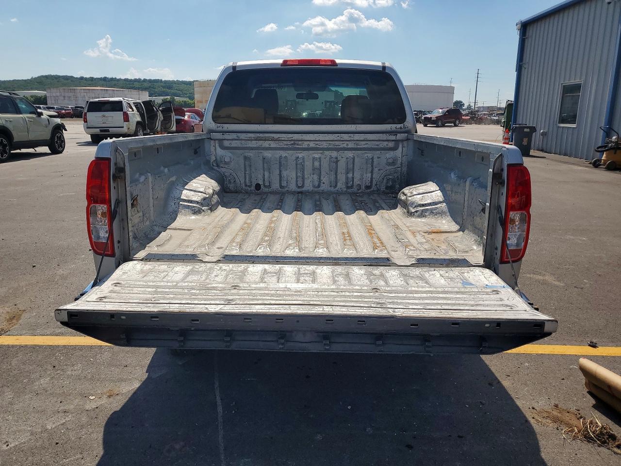 2014 Nissan Frontier S/Sv - Image 6