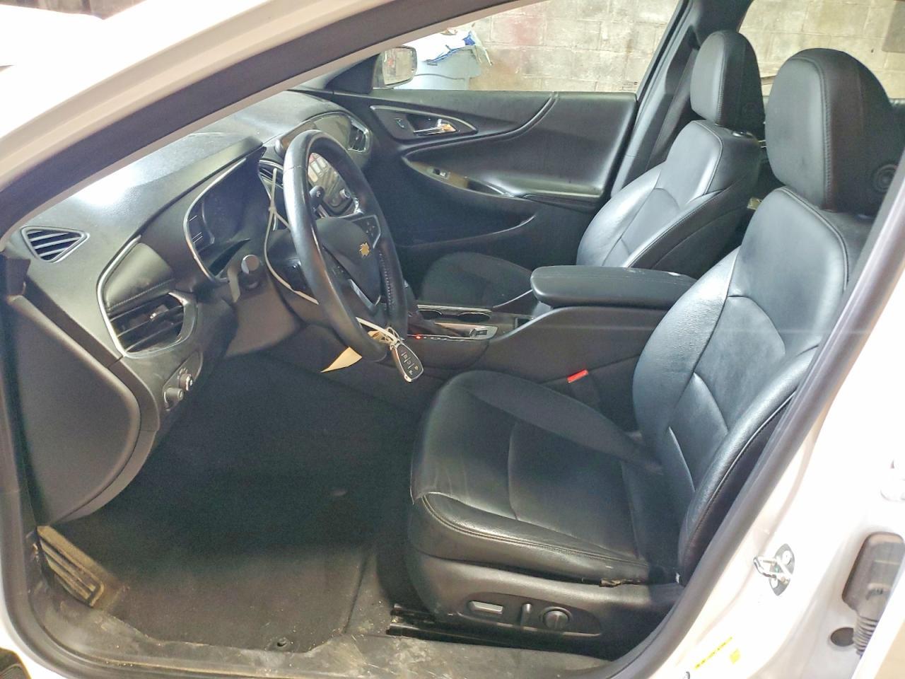 2016 Chevrolet Malibu Premier - Фото 7