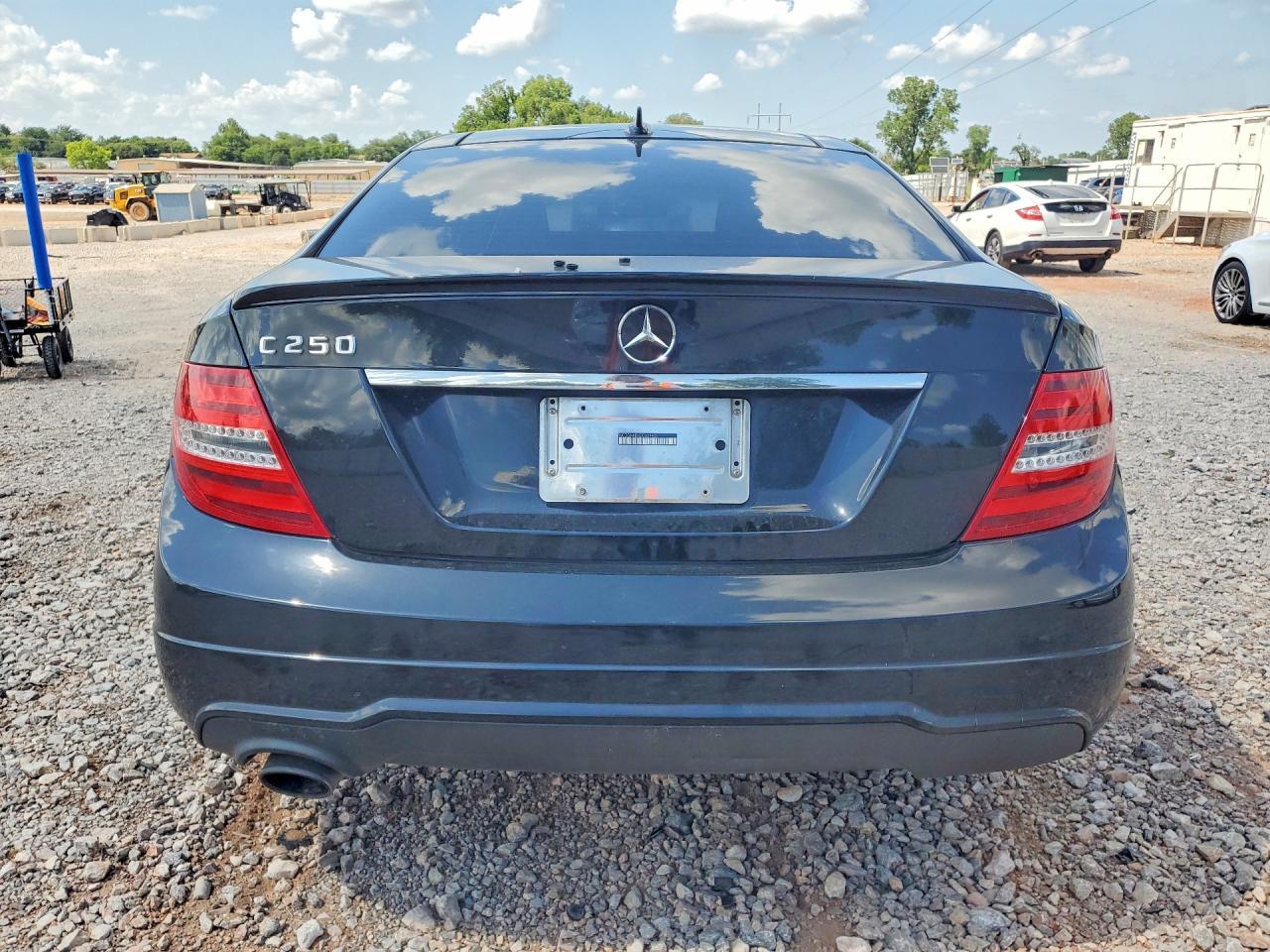 2013 Mercedes-Benz C 250 - Image 6