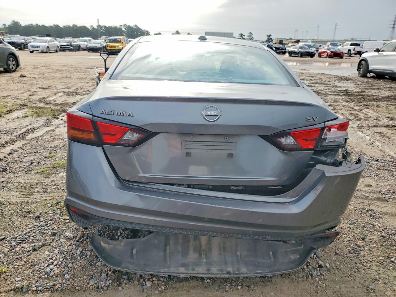 2023 Nissan Altima Sv - Фото 6