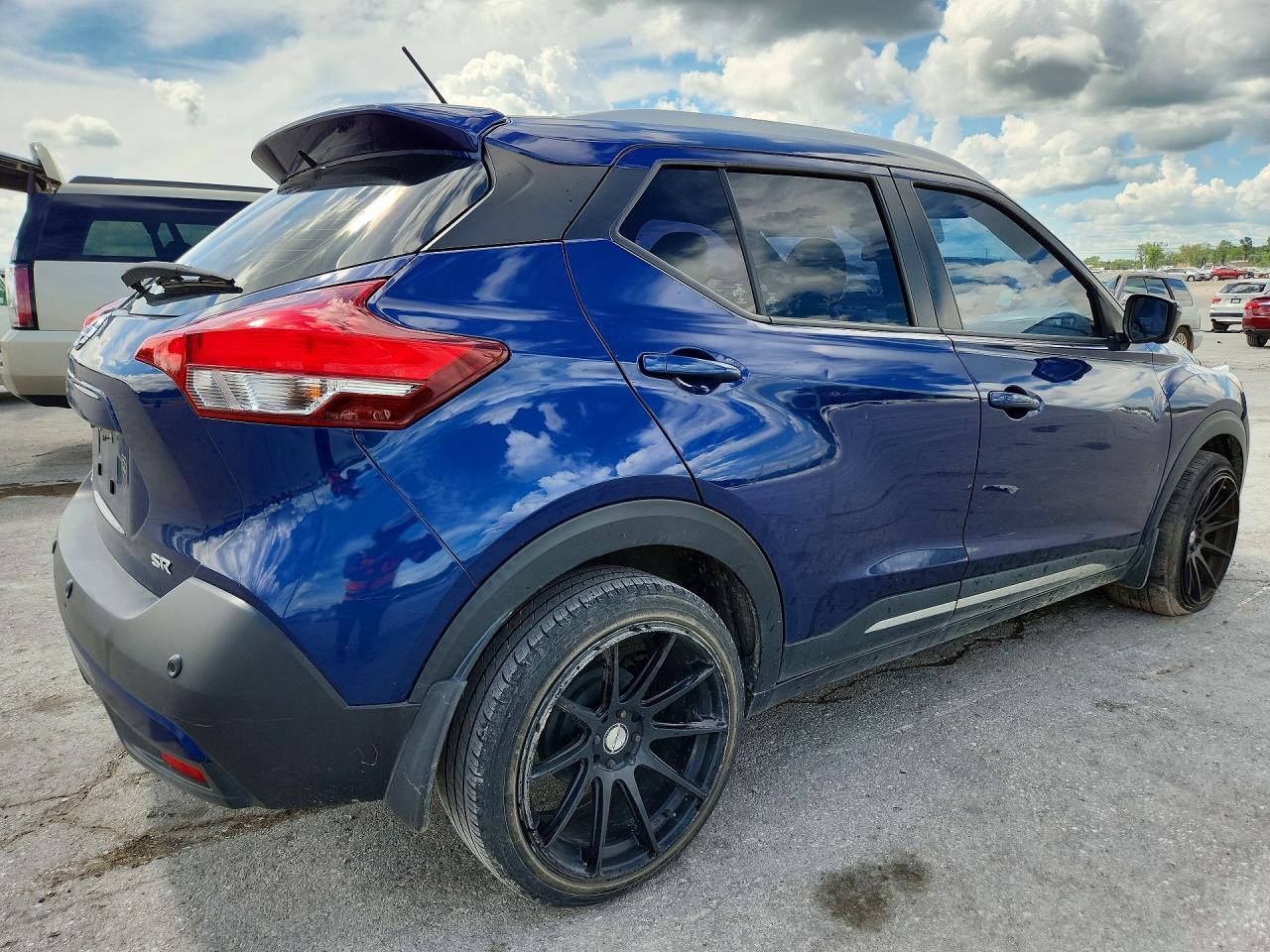 2020 Nissan Kicks Sr - Фото 3
