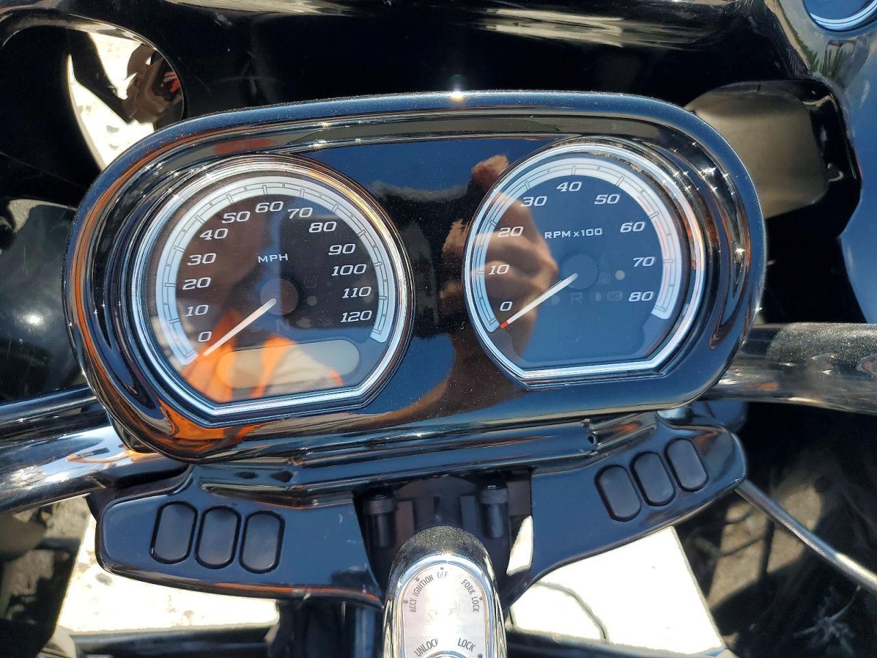 2022 Harley-Davidson Fltrk - Фото 7