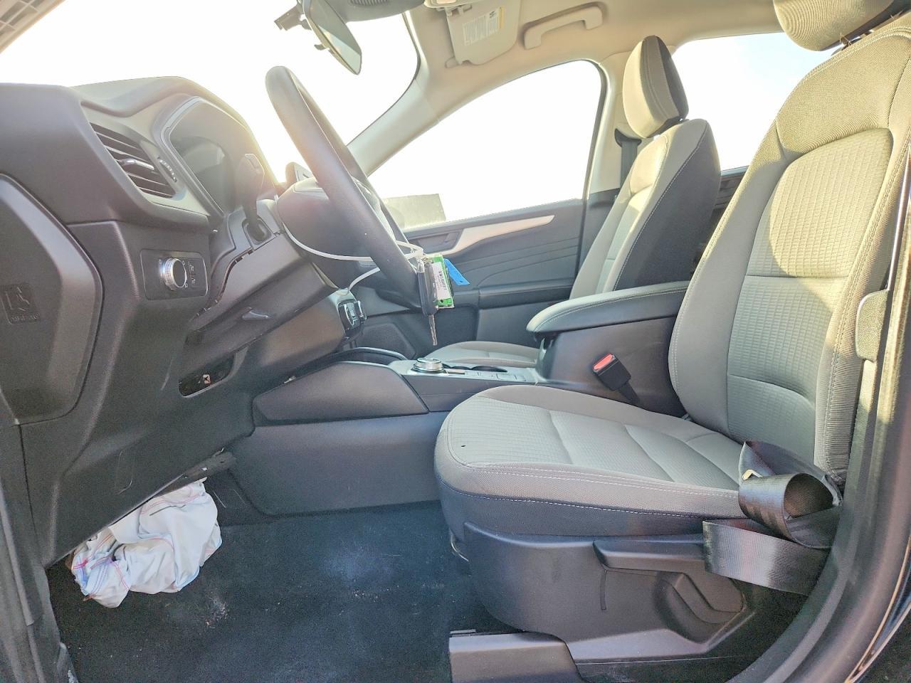 2021 Ford Escape S - Фото 7