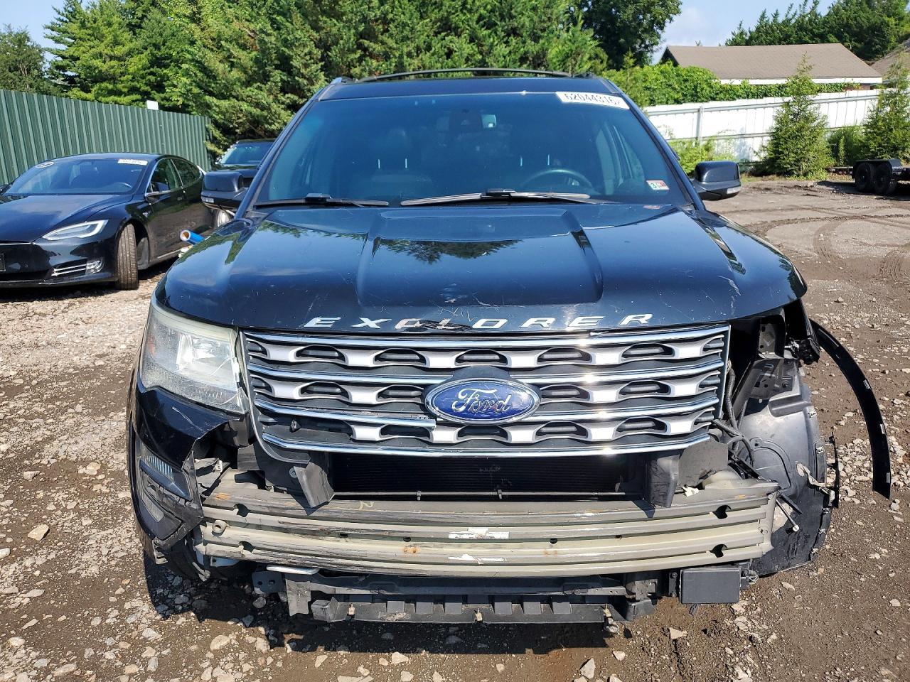 2016 Ford Explorer Limited - Image 5