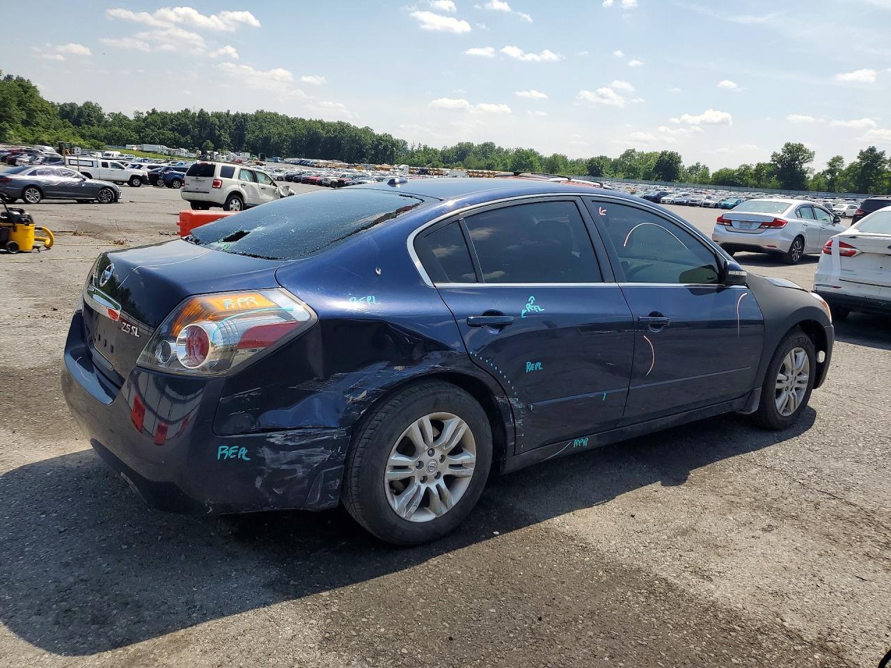 2012 Nissan Altima 2.5 - Image 3