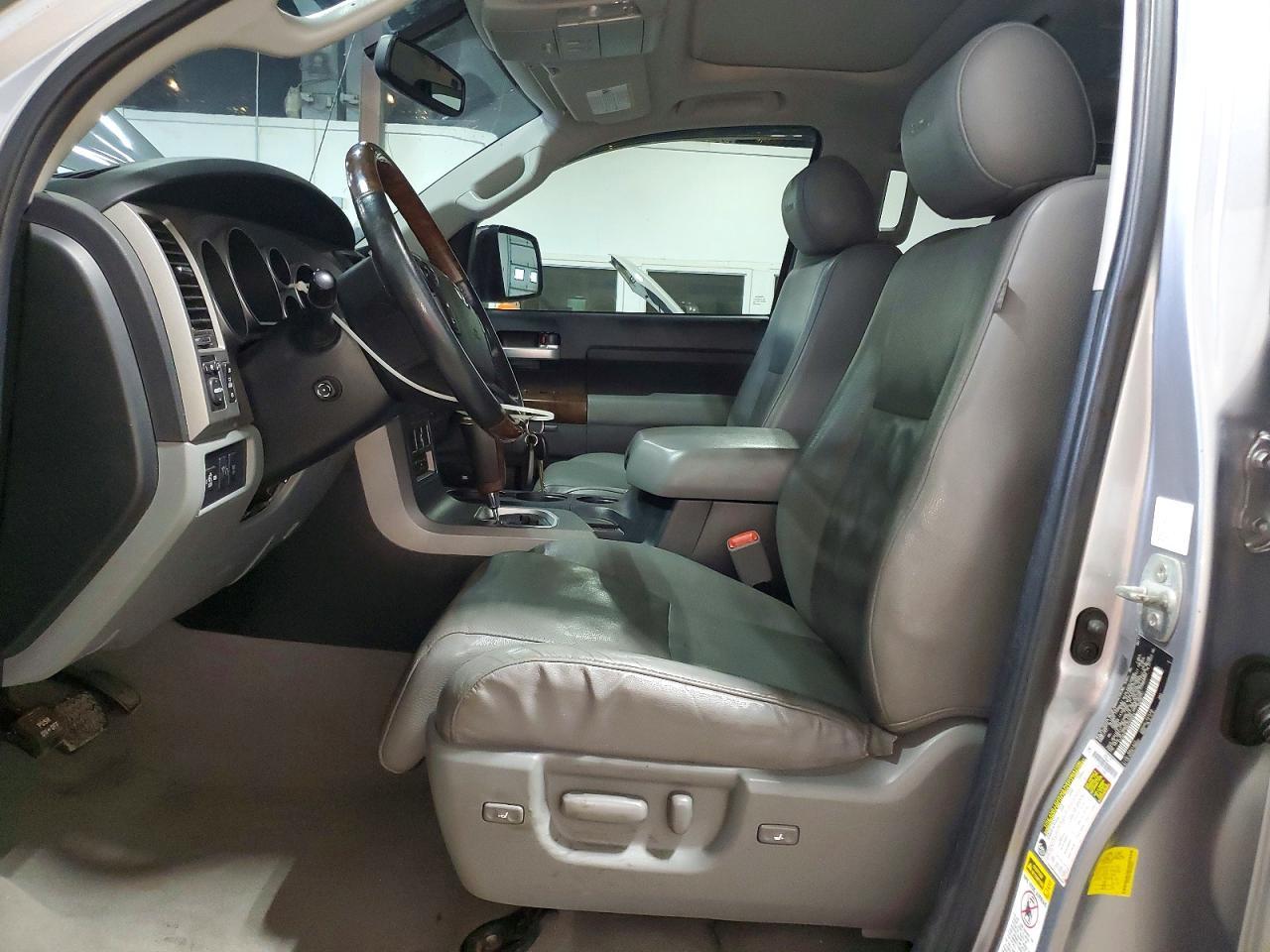 2011 Toyota Tundra Crewmax Limited - Фото 7