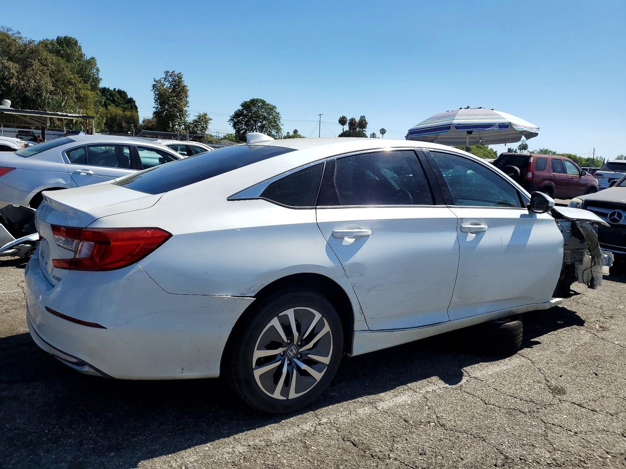 2021 Honda Accord Hybrid - Image 3