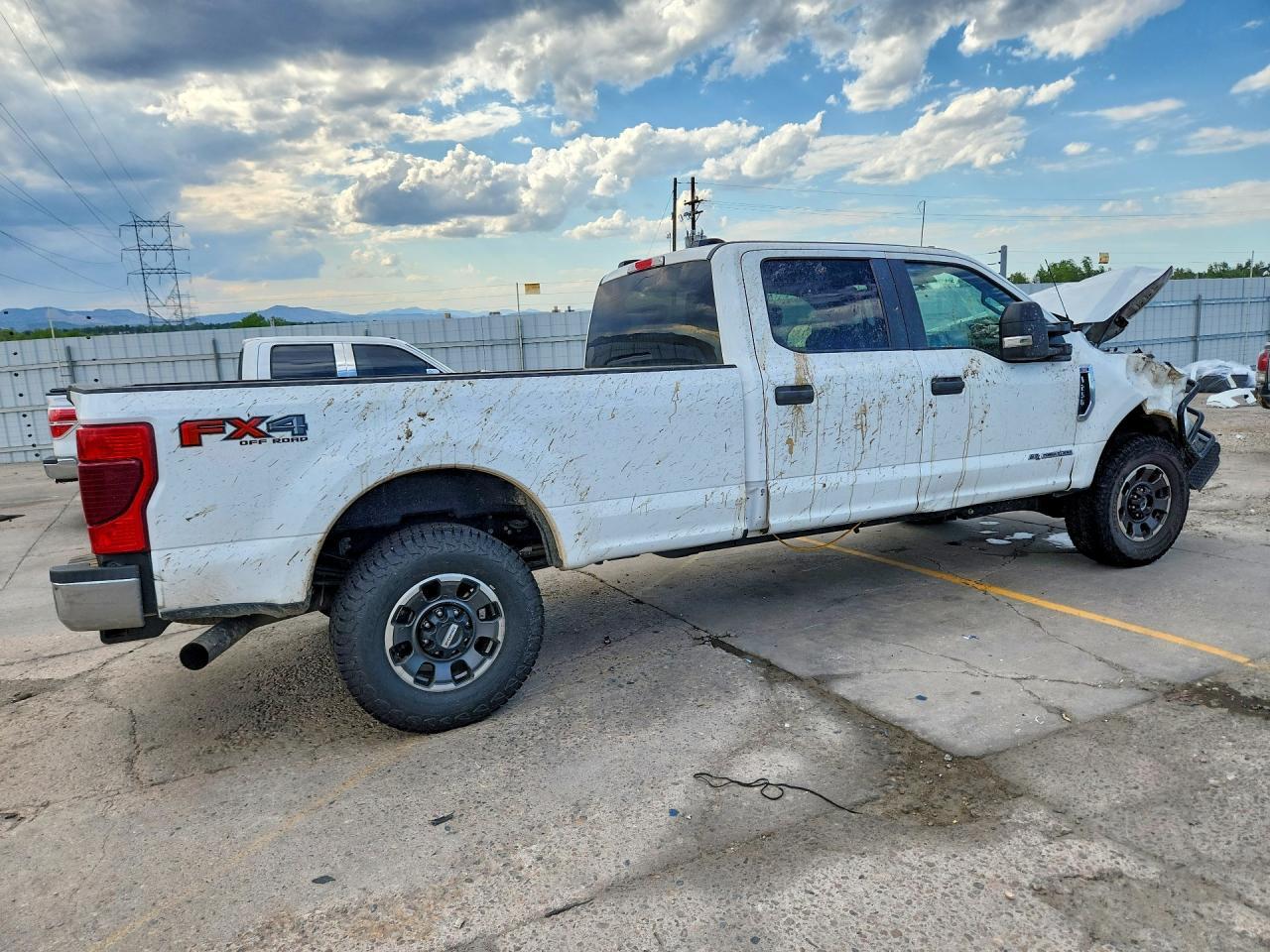 2022 Ford F250 Super Duty - Фото 3