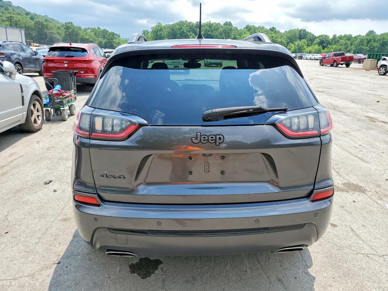 2019 Jeep Cherokee Limited - Image 6