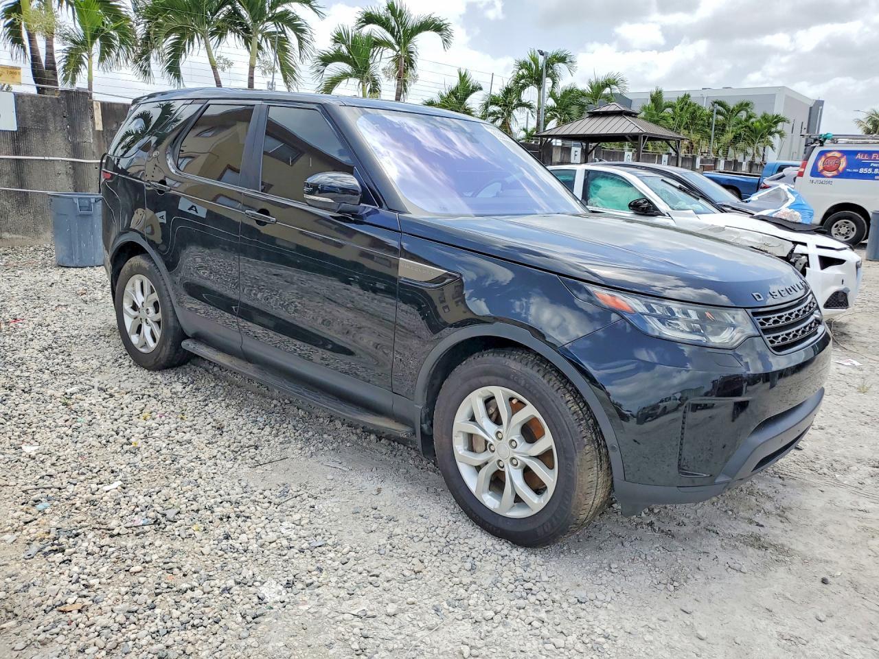 2020 Land Rover Discovery Se - Image 4