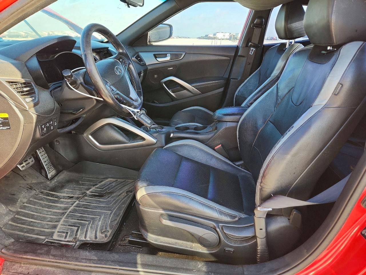 2016 Hyundai Veloster Turbo - Фото 7