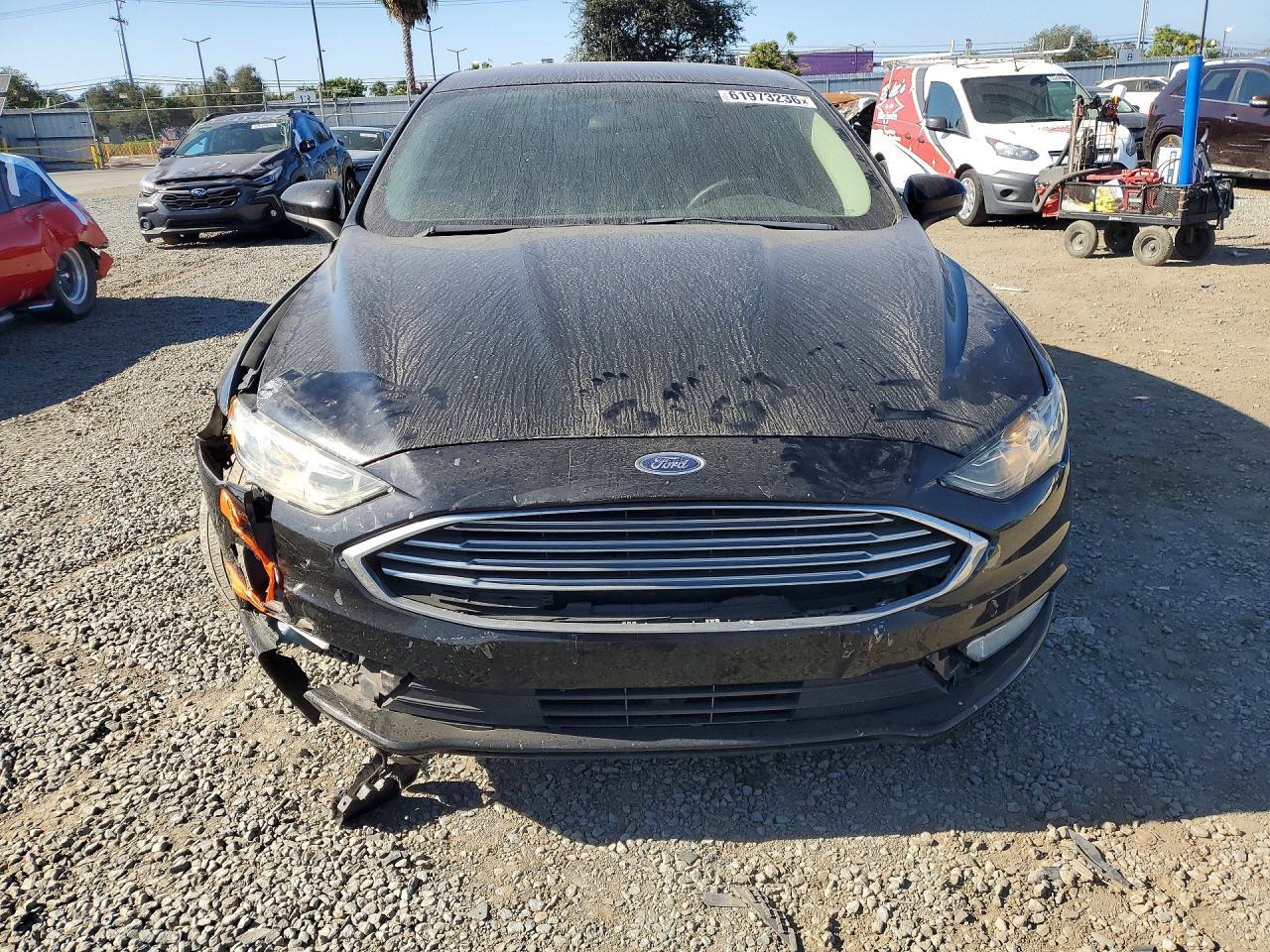 2017 Ford Fusion Se - Image 5