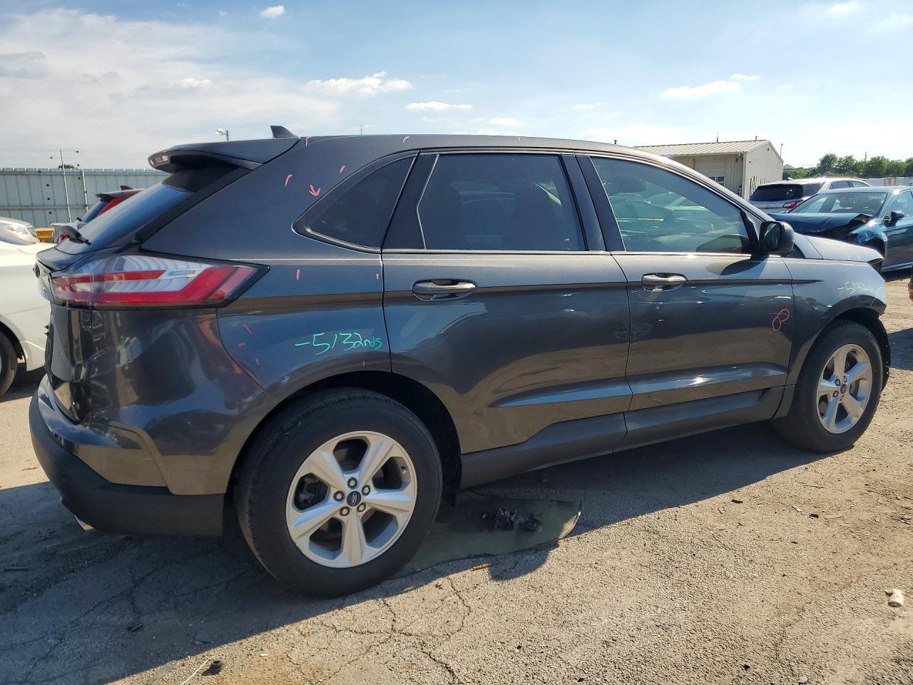 2020 Ford Edge Se - Фото 3
