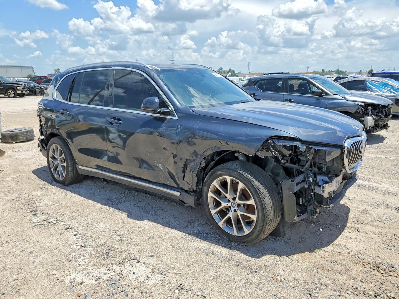 2020 BMW X5 Sdrive 40I - Фото 4