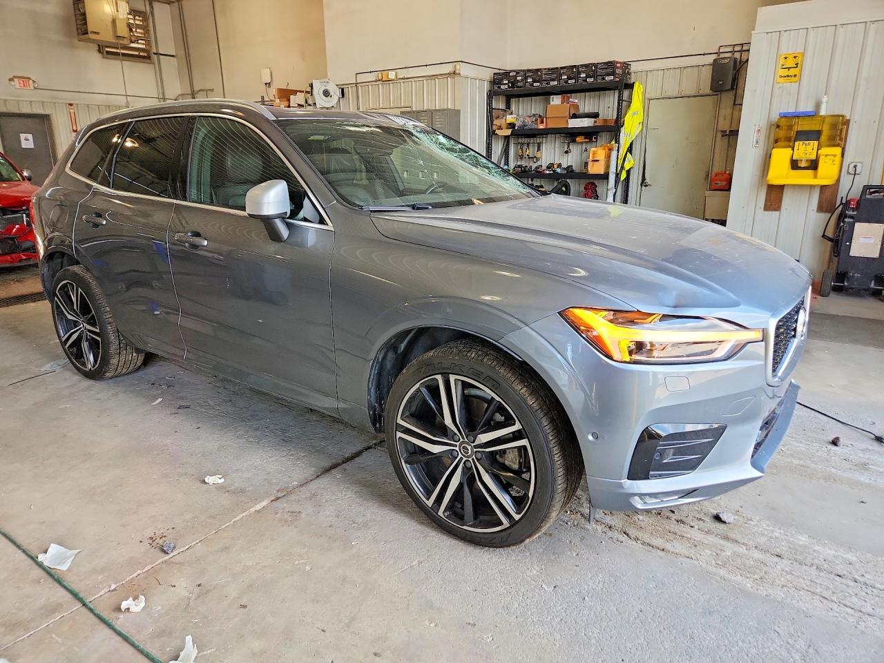 2019 Volvo Xc60 T6 R-Design - Image 4