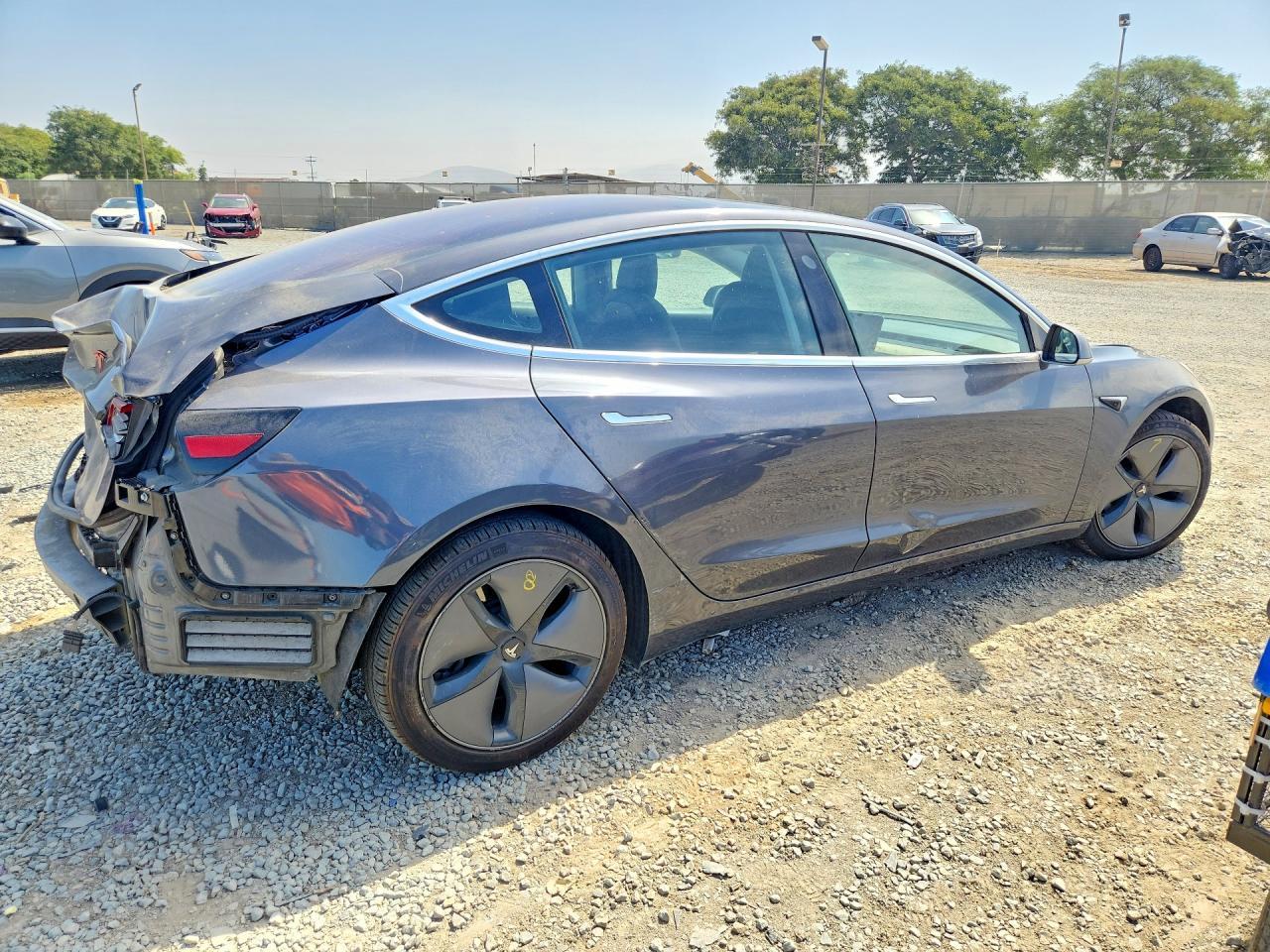 2018 Tesla Model 3 - Image 3