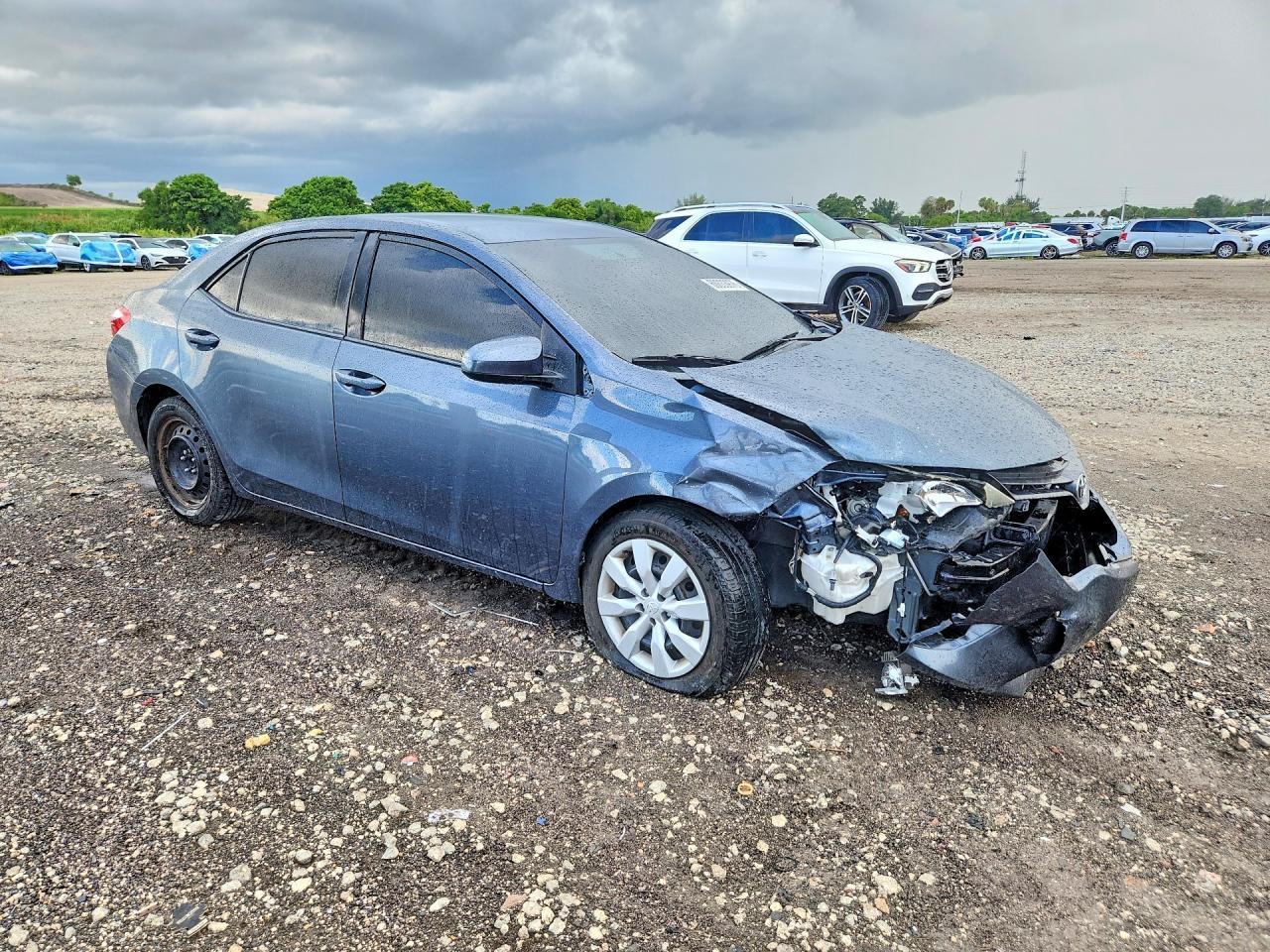 2016 Toyota Corolla Le - Image 4