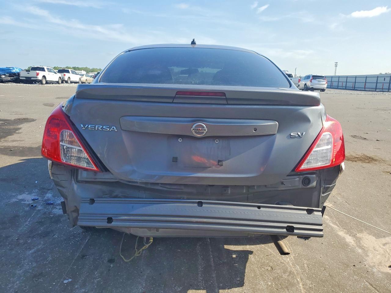 2017 Nissan Versa 1.6 Sv - Фото 6