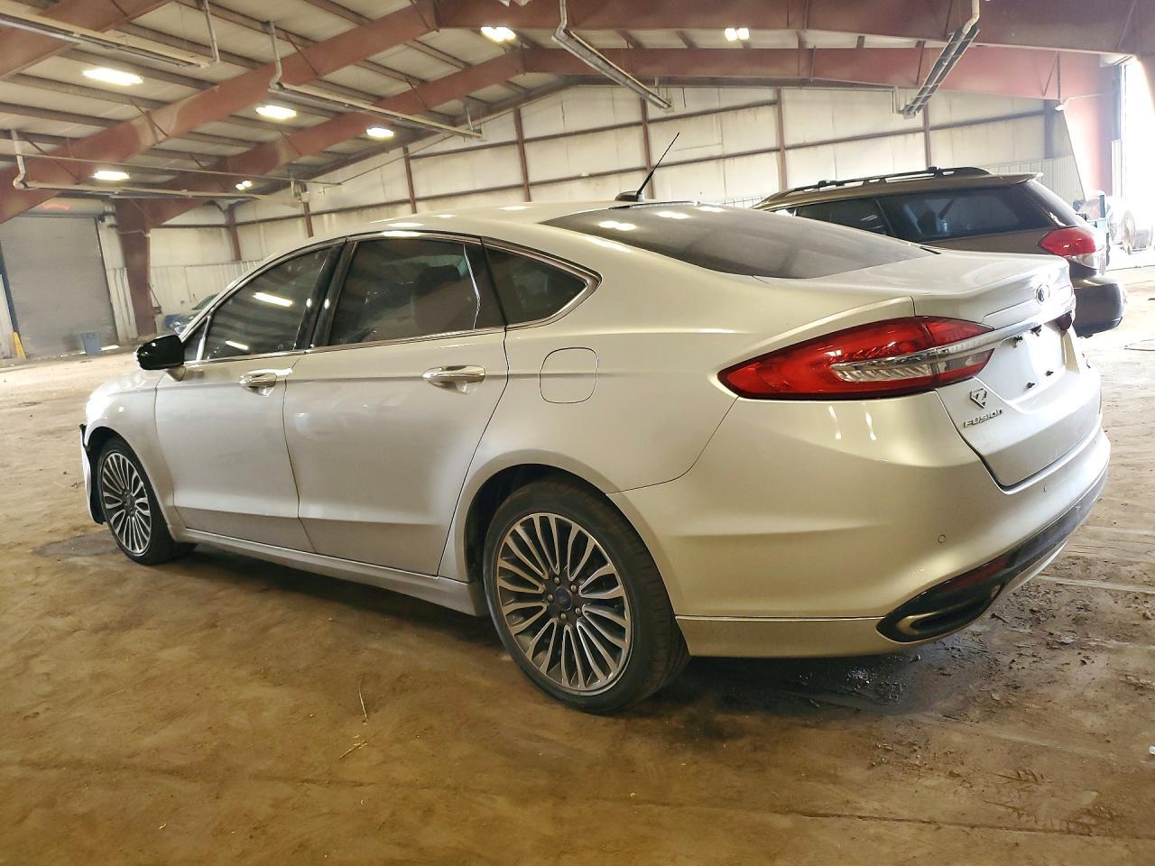 2017 Ford Fusion Se - Фото 2
