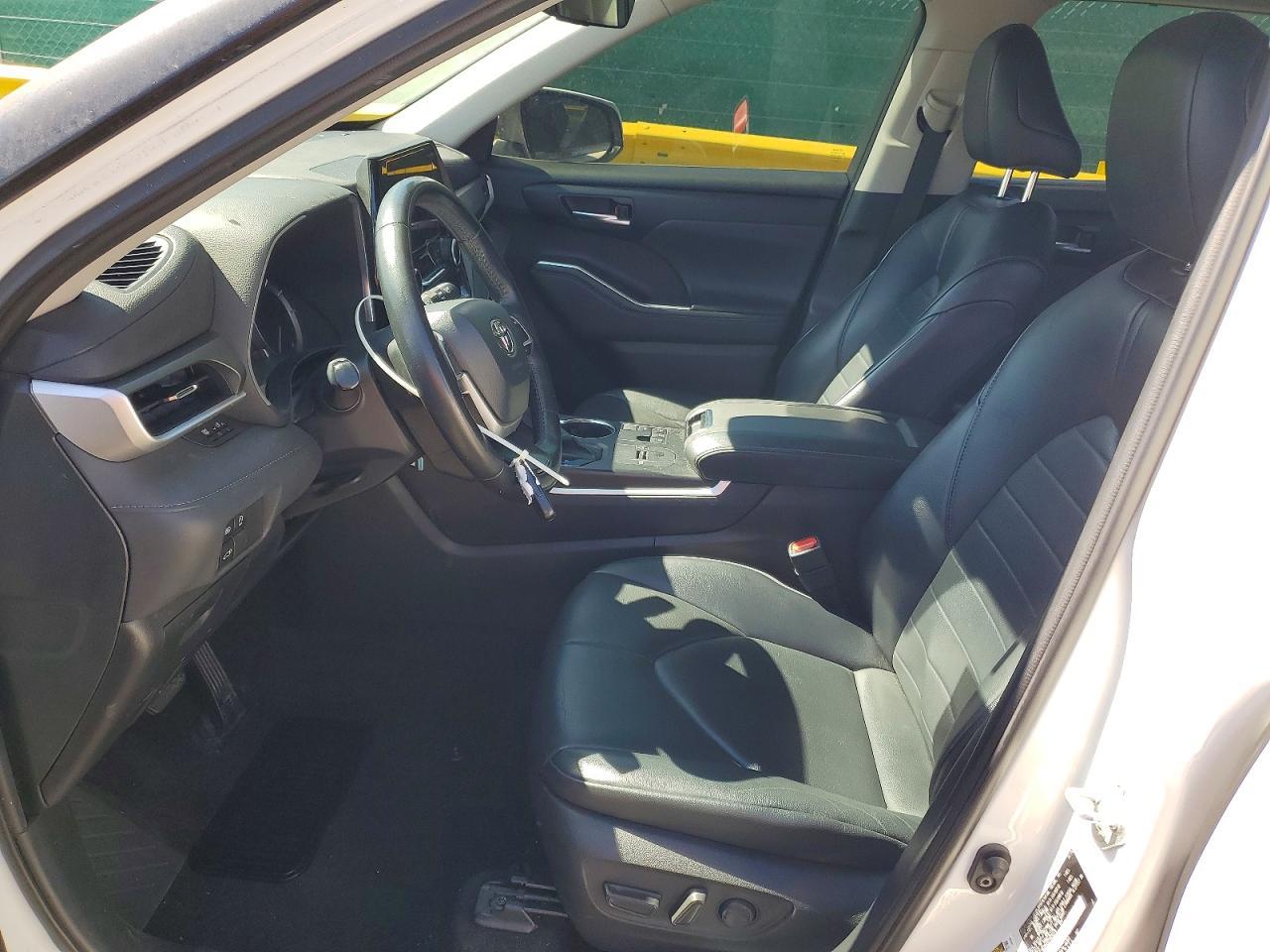 2023 Toyota Highlander Xle - Image 7