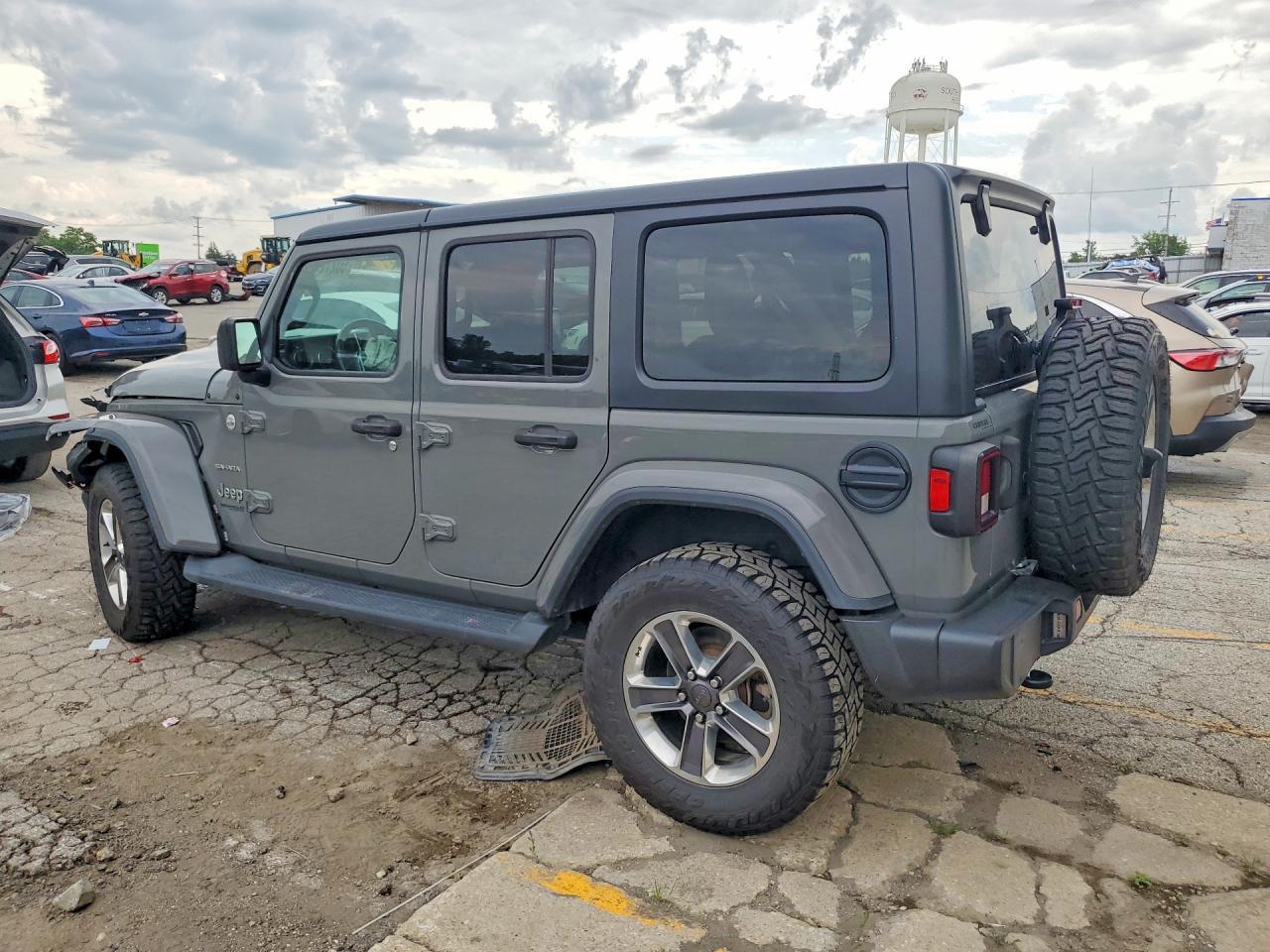 2021 Jeep Wrangler Unlimited Sahara - Фото 2