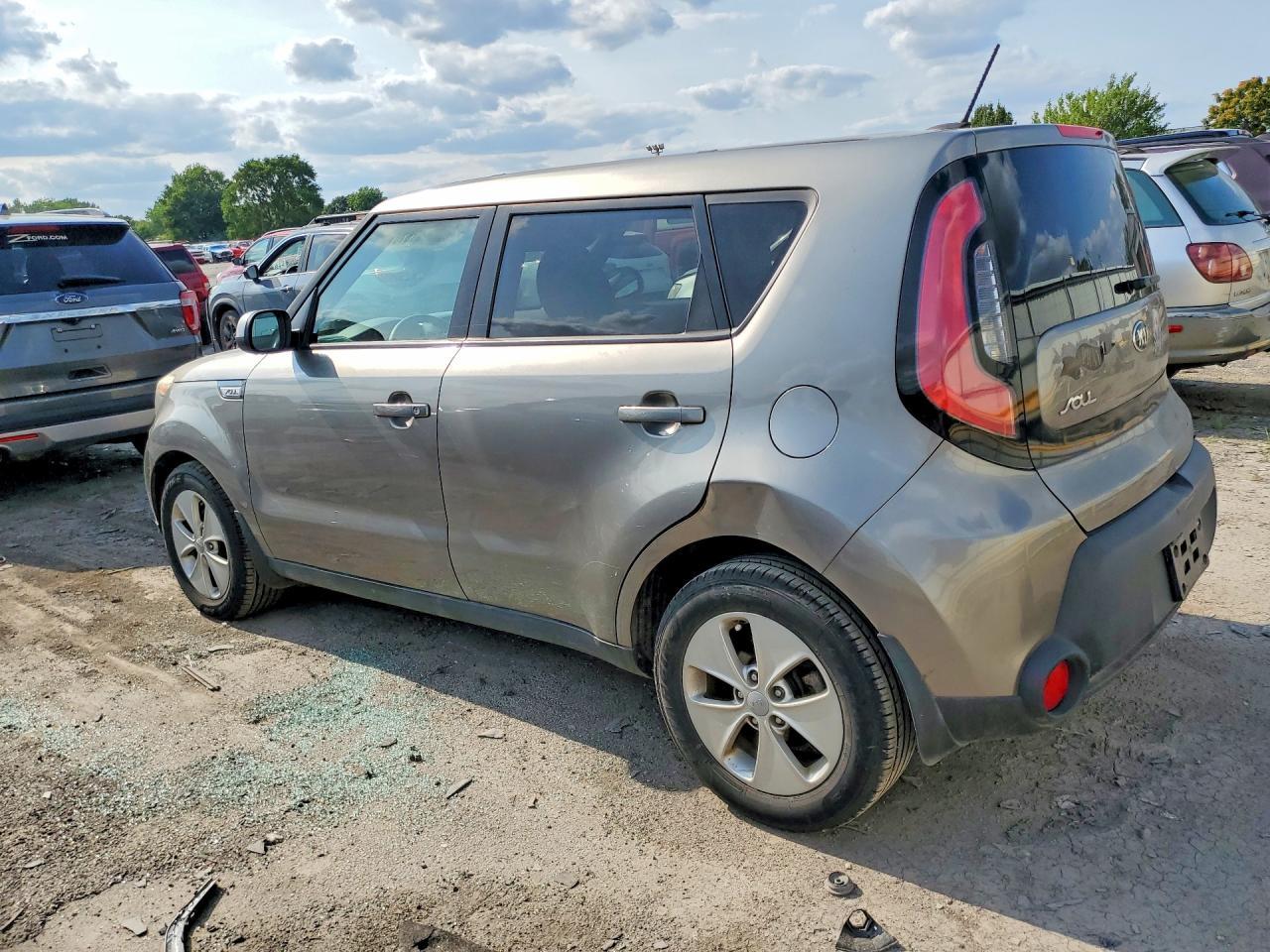 2015 Kia Soul Base - Image 2