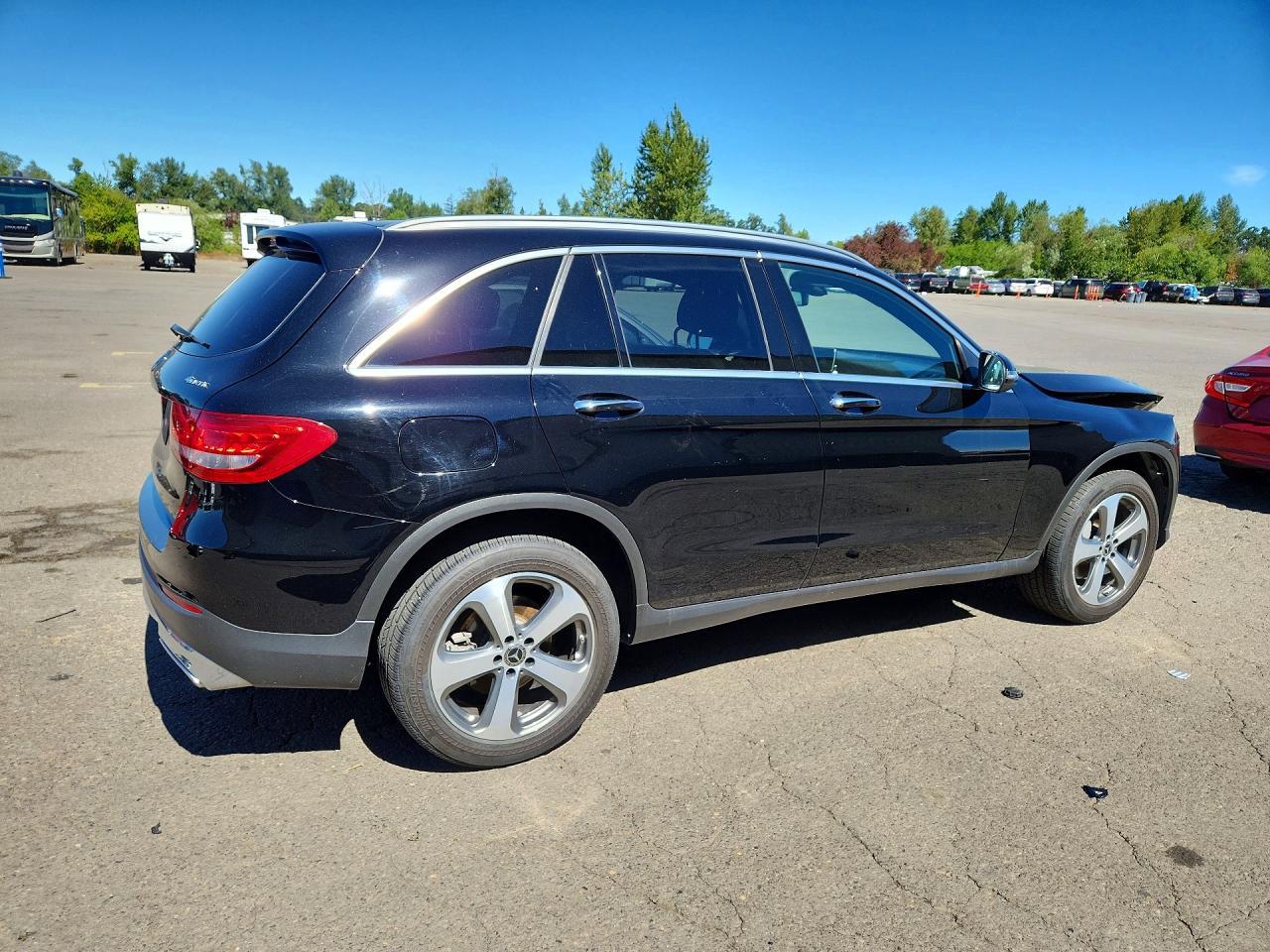 2019 Mercedes-Benz Glc 300 4Matic - Image 3