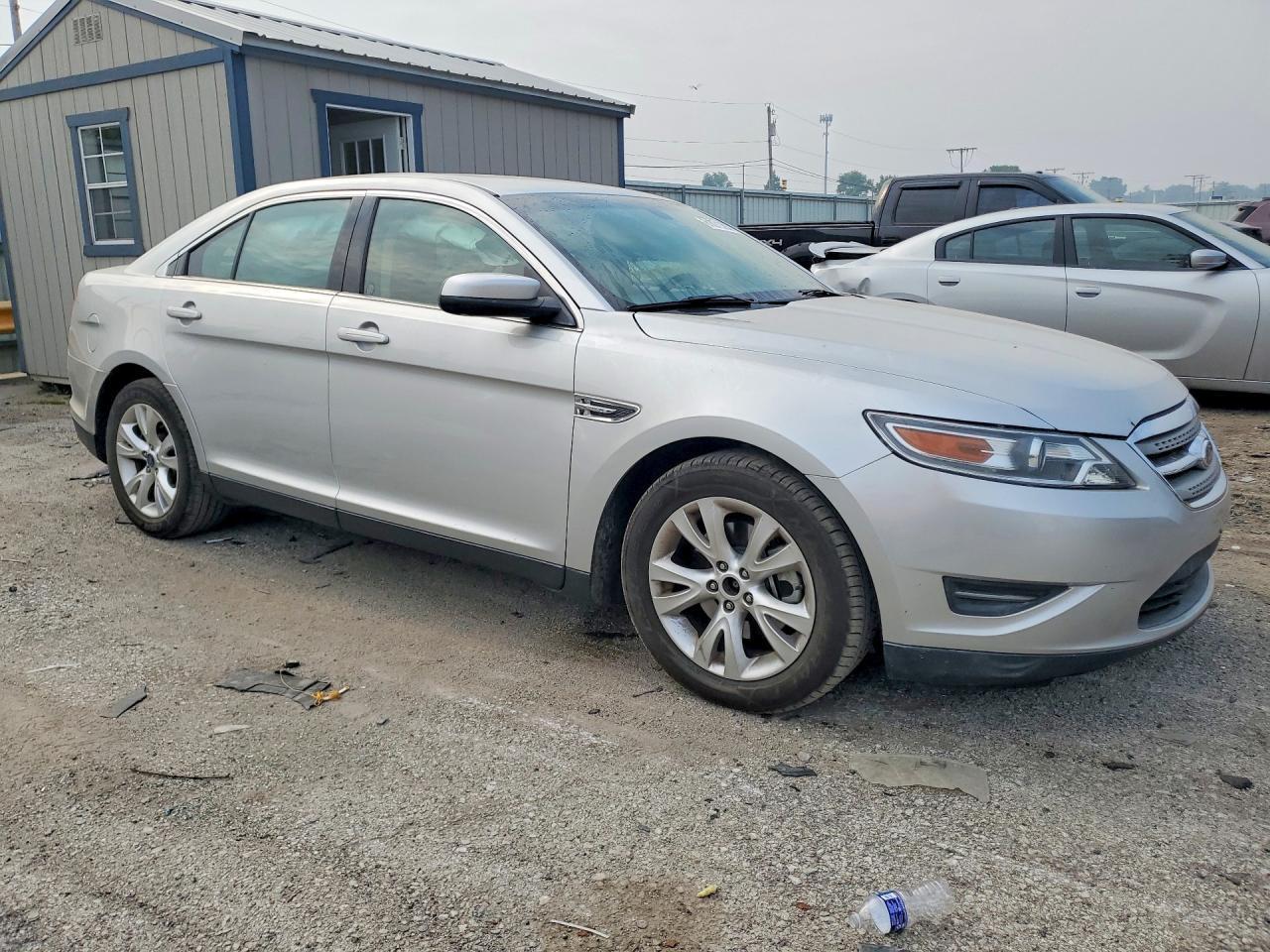2011 Ford Taurus Sel - Image 4