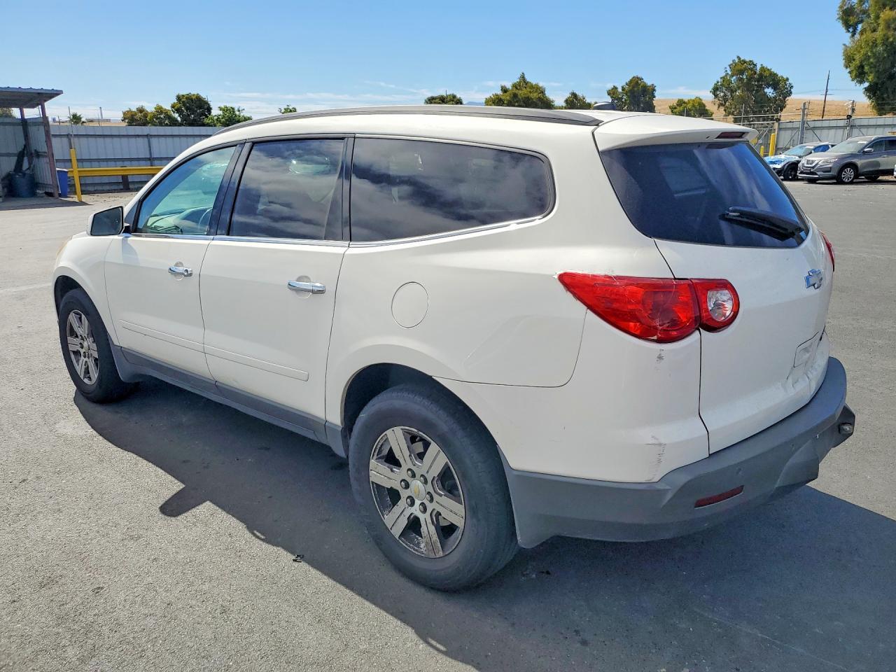 2012 Chevrolet Traverse Lt - Фото 2